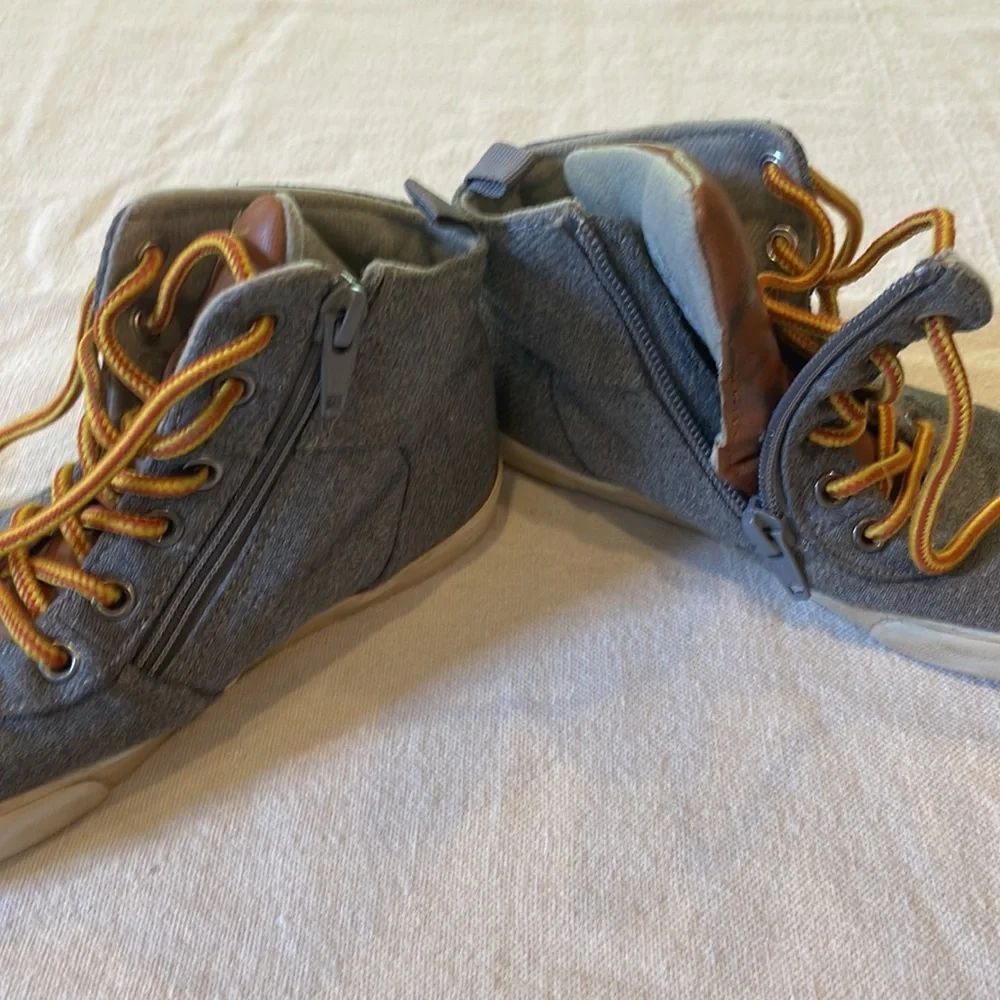 Grey hightops - Picture 3 of 4
